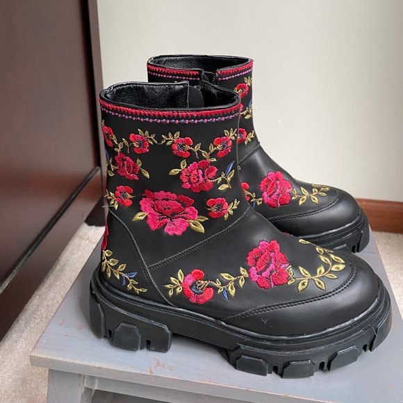 FARM RIO Women Floral Embroidery Boots - NEW NWOB - Picture 9 of 11